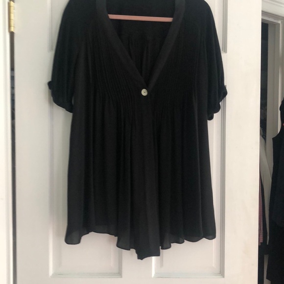 Pre-owned Elizabeth and James silk flowy black short sleeve blouse size large - Picture 1 of 7
